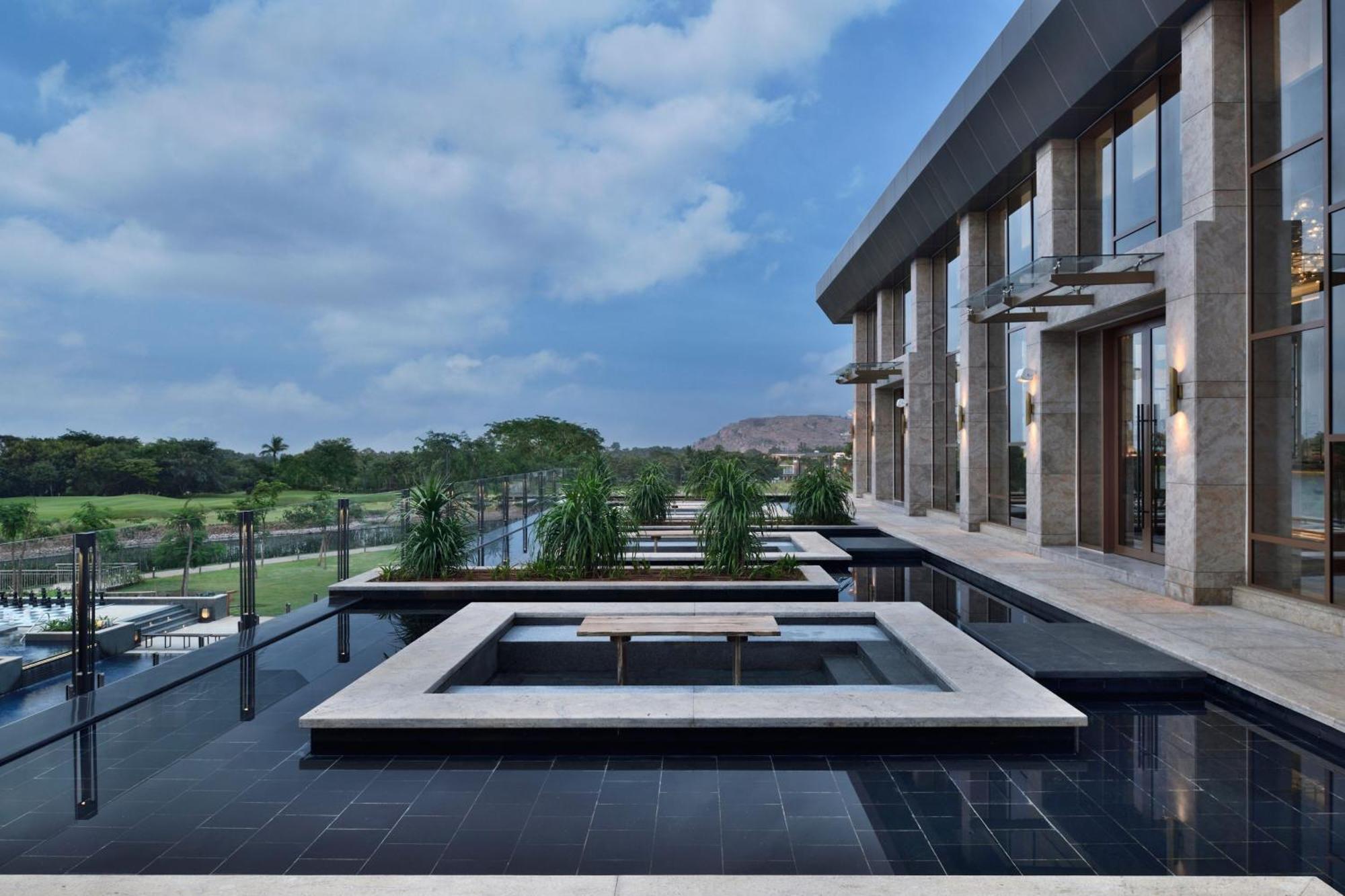 Jw Marriott Hotel Bengaluru Prestige Golfshire Resort & Spa Avati Εξωτερικό φωτογραφία